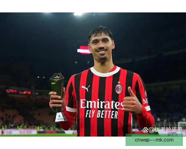 2025年夏季转会窗口里昂成功引进意甲后腰球员增强中场实力